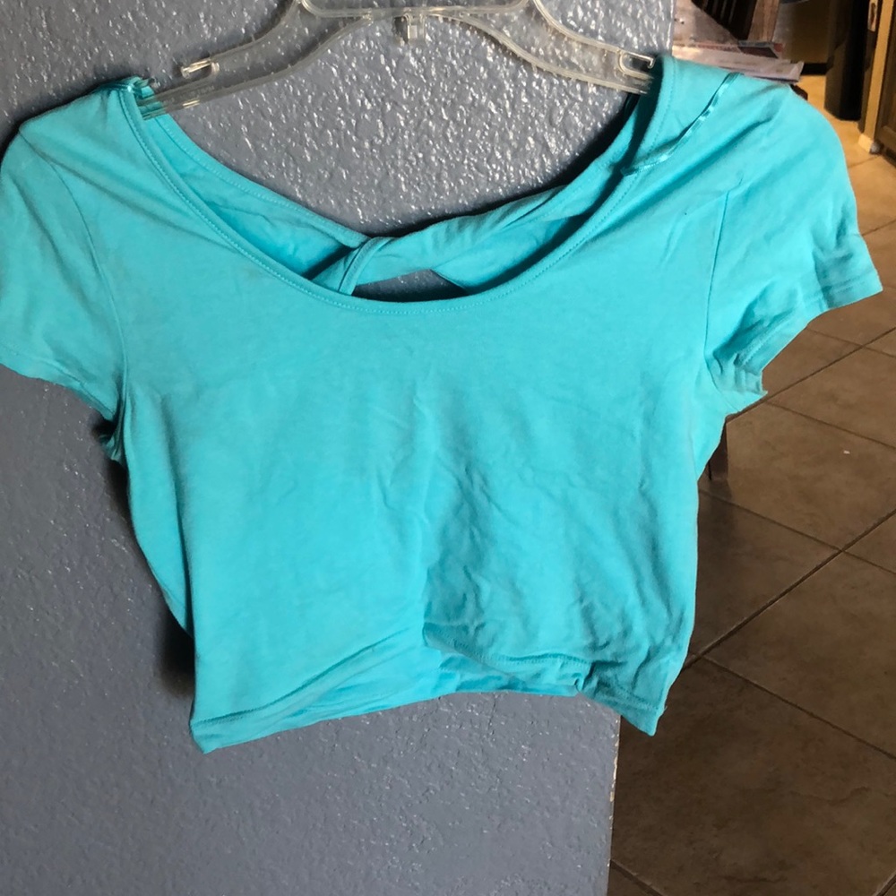 Crop top